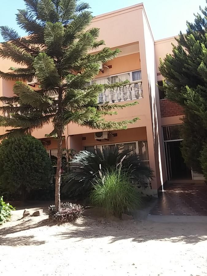 Mwiluzi Motel Ltd Lusaka Zewnętrze zdjęcie